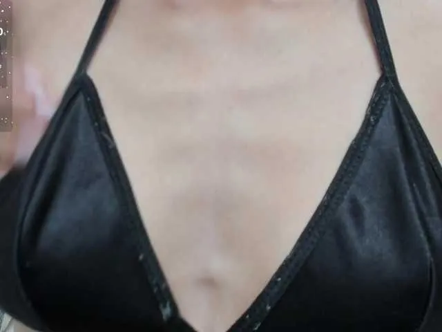 Live sex webcam photo for Margelasander #290189515