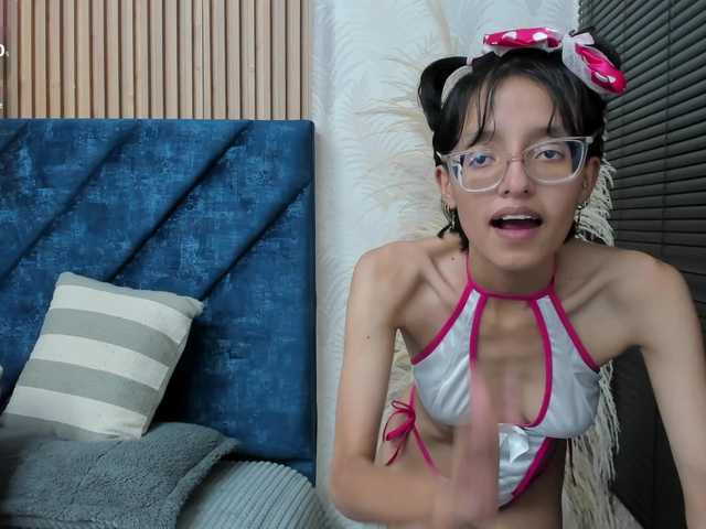 Live sex webcam photo for Margelasander #290351854