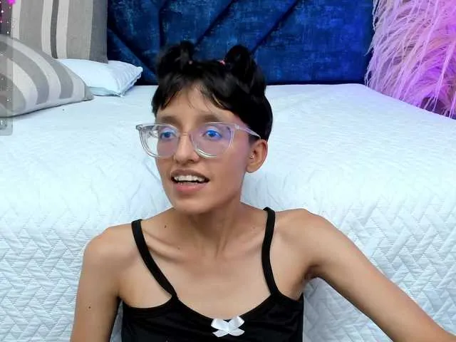 Live sex webcam photo for Margelasander #290770286