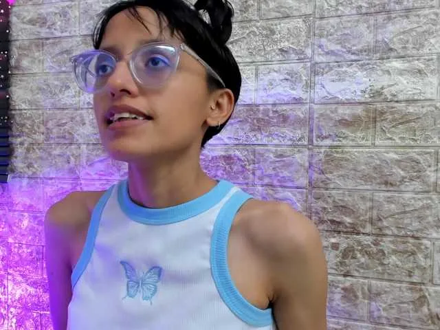 Live sex webcam photo for Margelasander #290900981