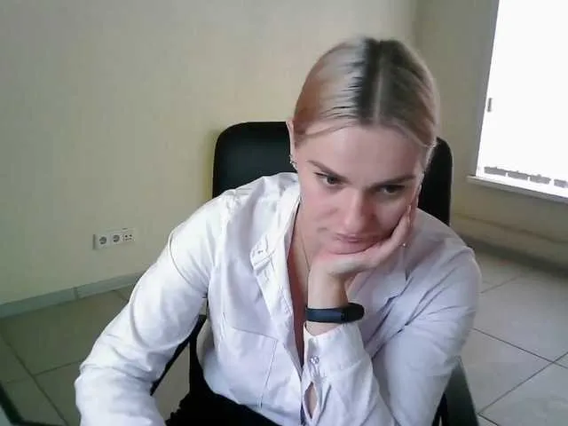 Live sex webcam photo for Margocam2cam #274600954