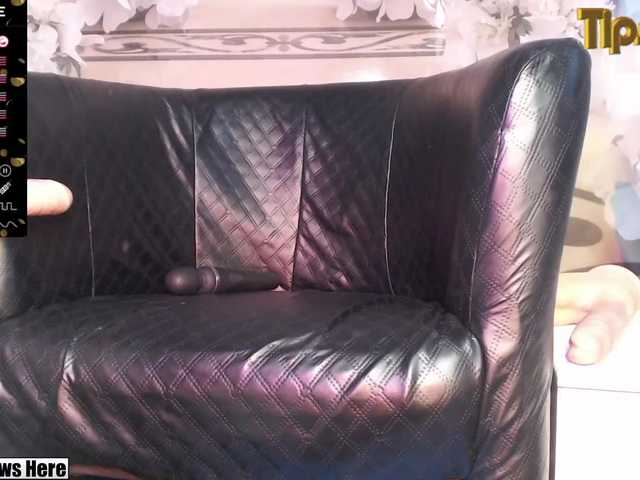 Live sex webcam photo for Margolionesss #277301569