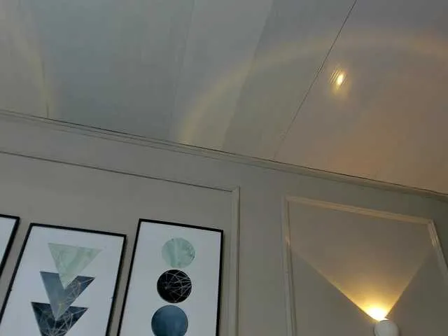 Live sex webcam photo for Margot- #291170347