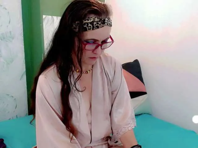 Live sex webcam photo for MargothClain #273750290