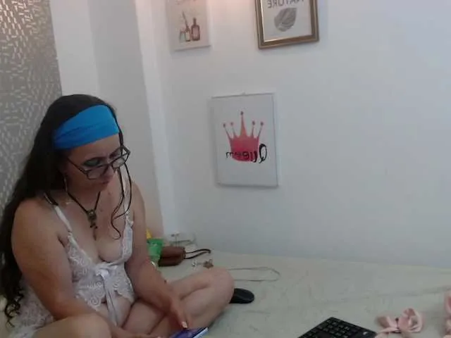 Live sex webcam photo for MargothClain #276617969