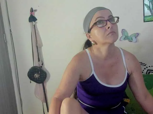 Live sex webcam photo for MargothClain #277591349