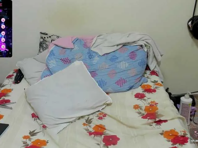 Live sex webcam photo for MargothClain #278027723