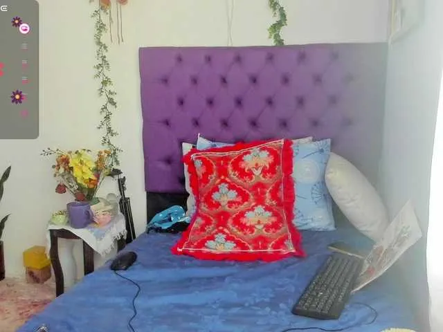 Live sex webcam photo for MargothClain #291106313