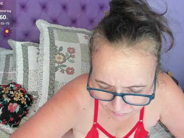 Live sex webcam photo for MargothClain #292673482