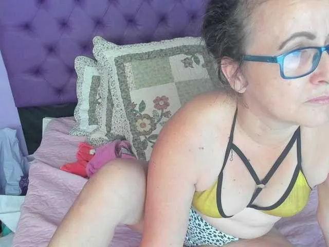 Live sex webcam photo for MargothClain #292721105