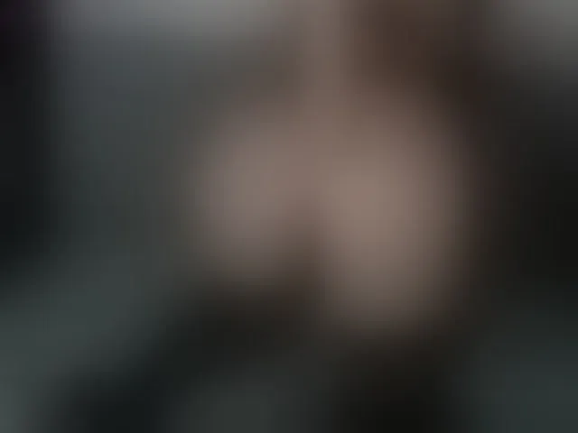 Live sex webcam photo for Mari2028 #276345758