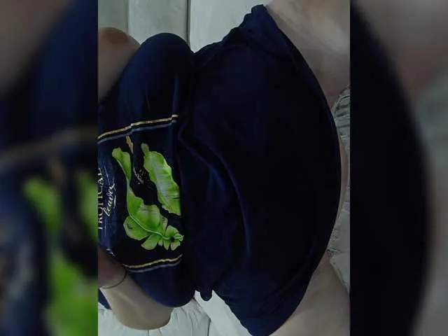Live sex webcam photo for Mari301 #291107018
