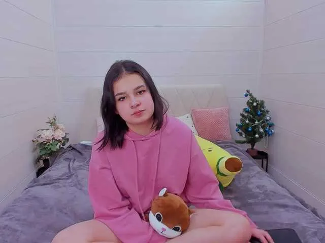 Live sex webcam photo for MariVegass #272078143
