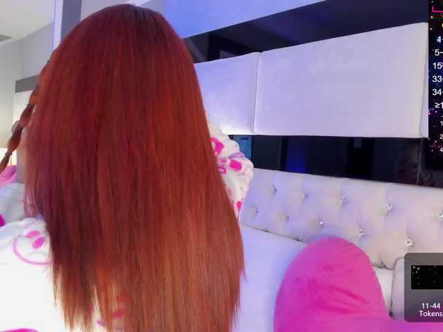 Live sex webcam photo for Maria-Angel- #273978734
