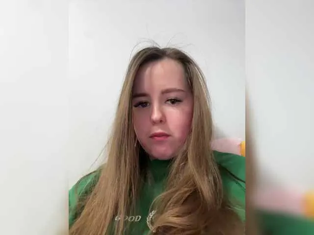 Live sex webcam photo for MariaBowman #290370022