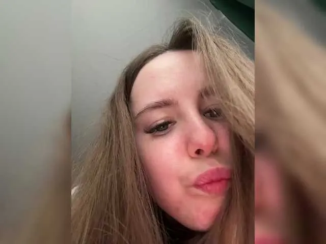 Live sex webcam photo for MariaBowman #290415273