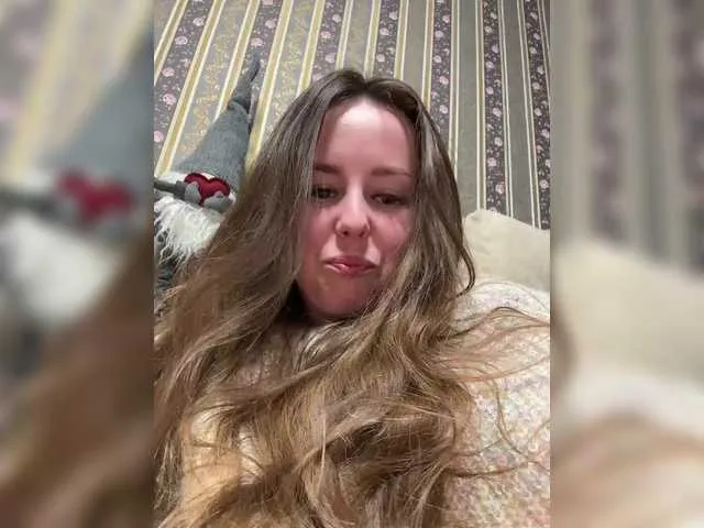 Live sex webcam photo for MariaBowman #292178481