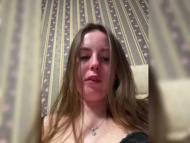 Live sex webcam photo for MariaBowman #292202638