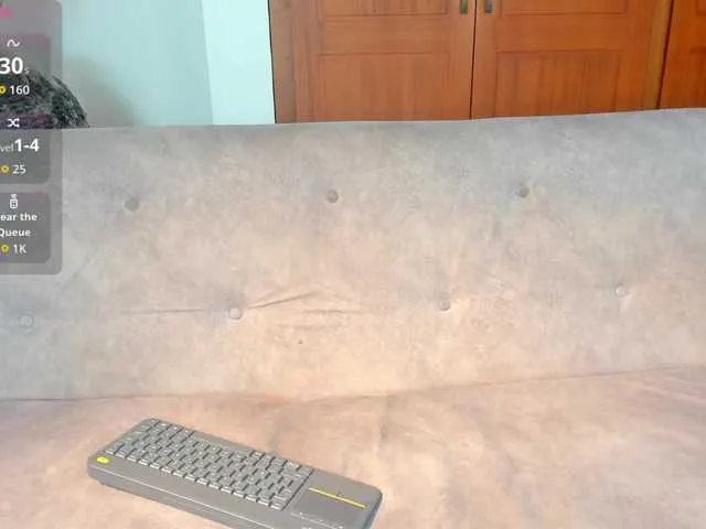 Live sex webcam photo for MariaFoxx #292222312