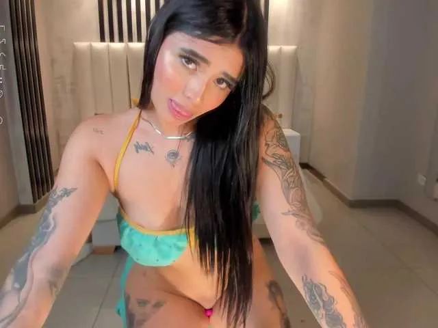 Live sex webcam photo for MariaHerrera #277641467