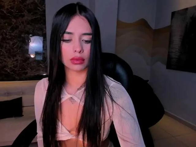 Live sex webcam photo for MariaHerrera #291359595