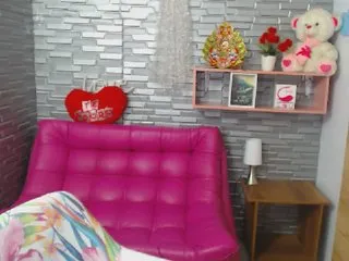 Live sex webcam photo for MariaPaulaX #196799035
