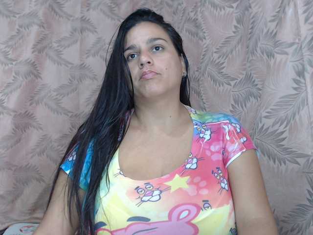 Live sex webcam photo for Mariaarredond #292114370