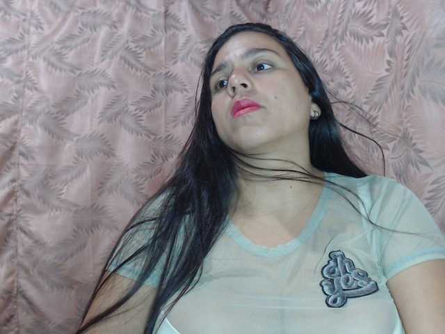 Live sex webcam photo for Mariaarredond #292155154