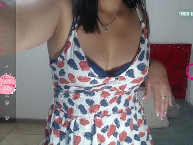 Live sex webcam photo for Mariajose6 #276730184