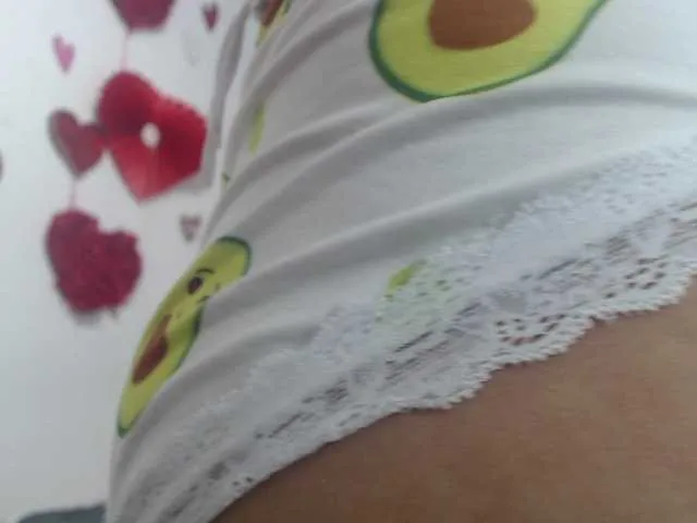 Live sex webcam photo for Mariajose6 #277434021