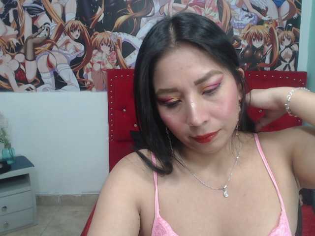 Live sex webcam photo for Mariajose6 #277956351