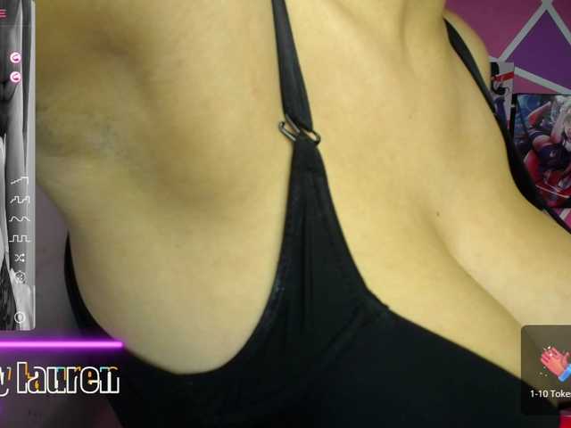 Live sex webcam photo for MariamAsad #276218411