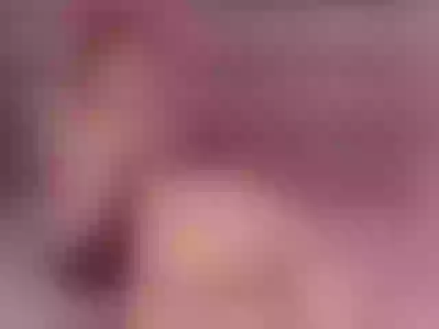Live sex webcam photo for MariamLevy #278149667