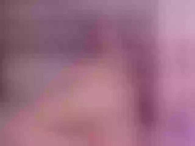 Live sex webcam photo for MariamLevy #278199347