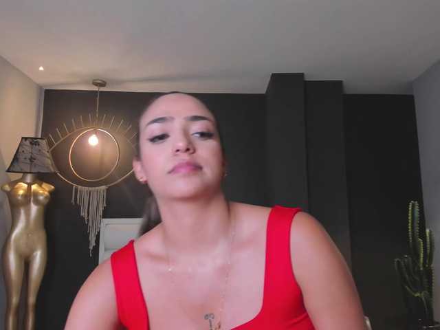 Live sex webcam photo for MariamRivera #272491957