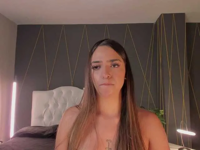 Live sex webcam photo for MariamRivera #272515971