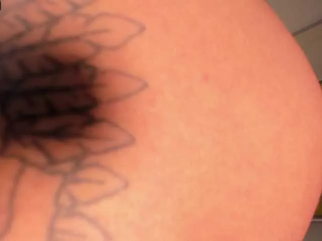 Live sex webcam photo for MariamRivera #274624733