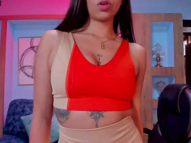 Live sex webcam photo for MariamRivera #275581273