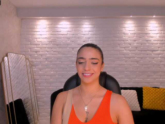 Live sex webcam photo for MariamRivera #275990522