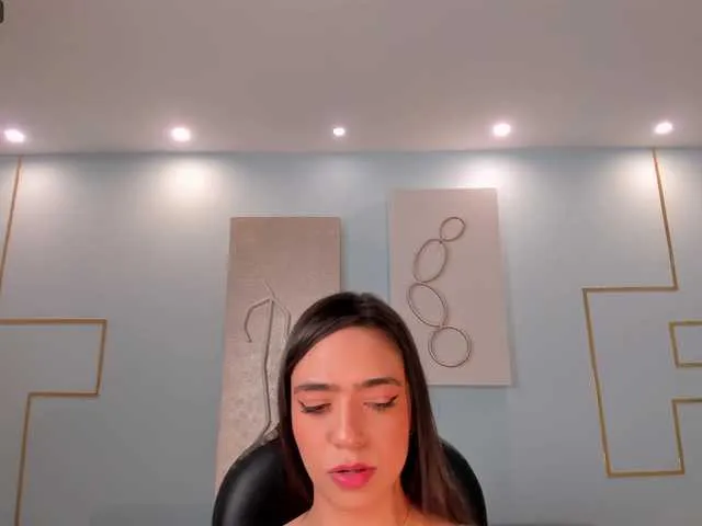 Live sex webcam photo for MariamRivera #276226385