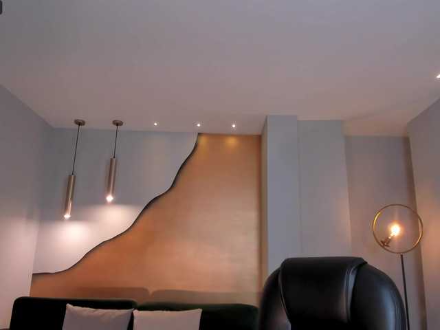 Live sex webcam photo for MariamRivera #276261168