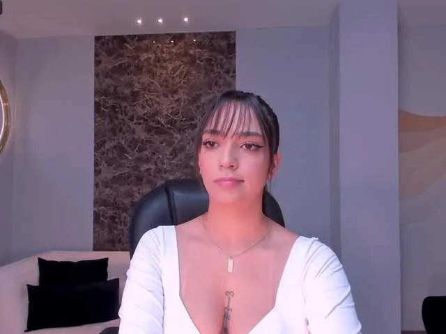 Live sex webcam photo for MariamRivera #276360938