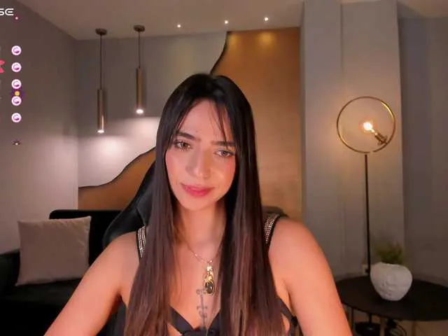 Live sex webcam photo for MariamRivera #277151645