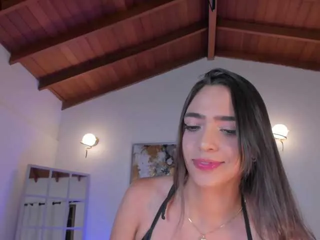 Live sex webcam photo for MariamRivera #281066351