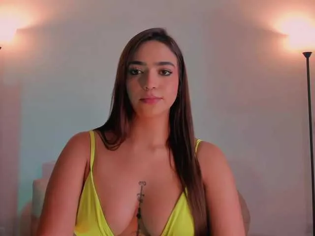 Live sex webcam photo for MariamRivera #291524492