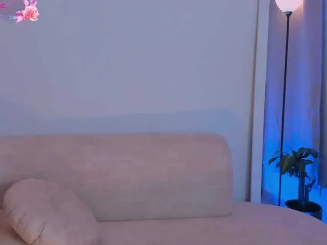 Live sex webcam photo for MariamRivera #291621063