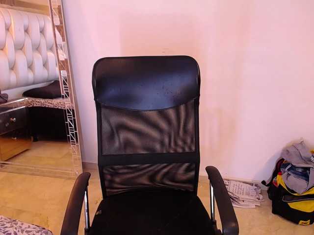 Live sex webcam photo for Marian-Salazar #276869410