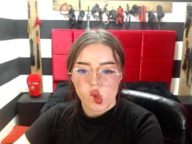 Live sex webcam photo for MarianRan #290748673
