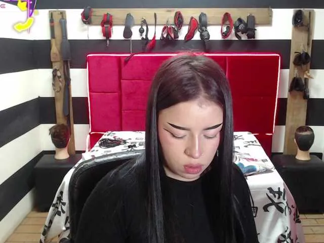 Live sex webcam photo for MarianRan #291639637
