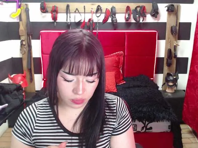 Live sex webcam photo for MarianRan #291693233